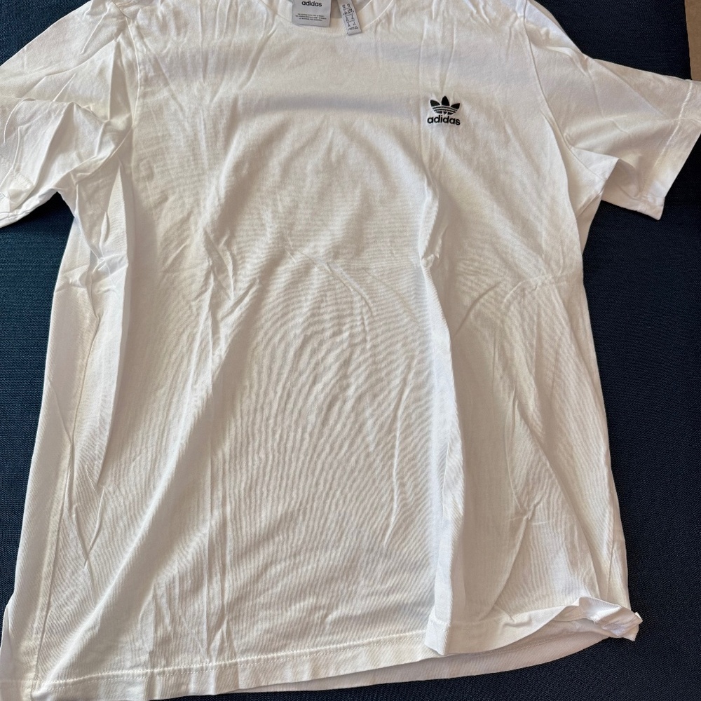 NEW, XL White Adidas T- Shirt with embroidered logo